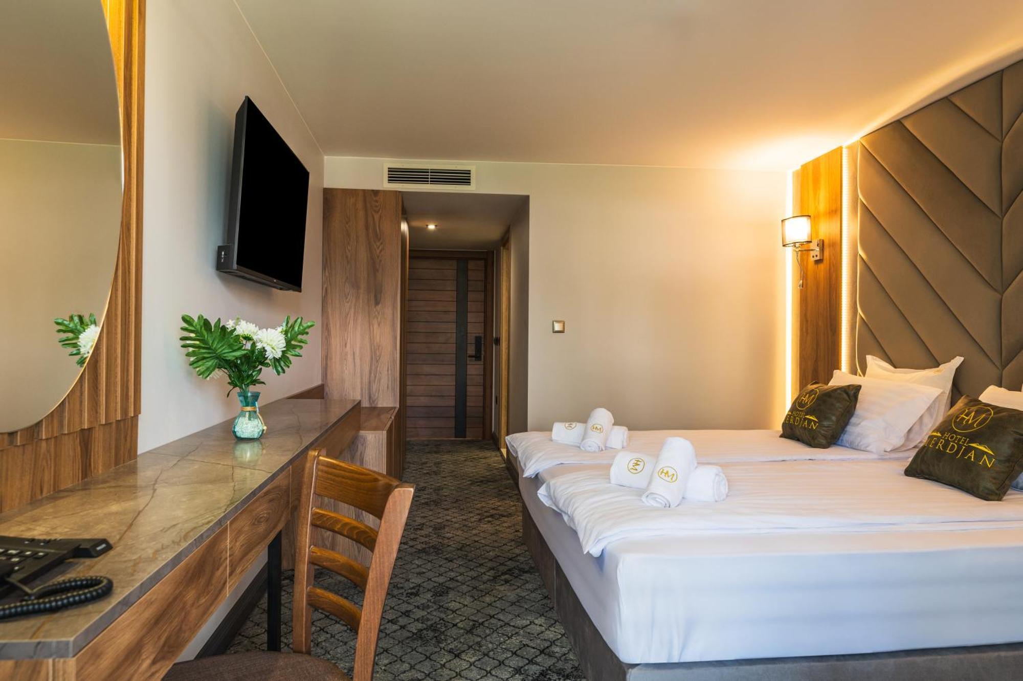Hotel Merdjan سارنيتسا المظهر الخارجي الصورة