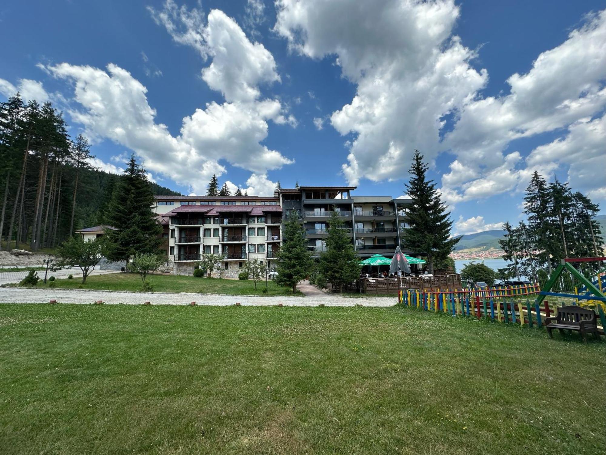 Hotel Merdjan سارنيتسا المظهر الخارجي الصورة